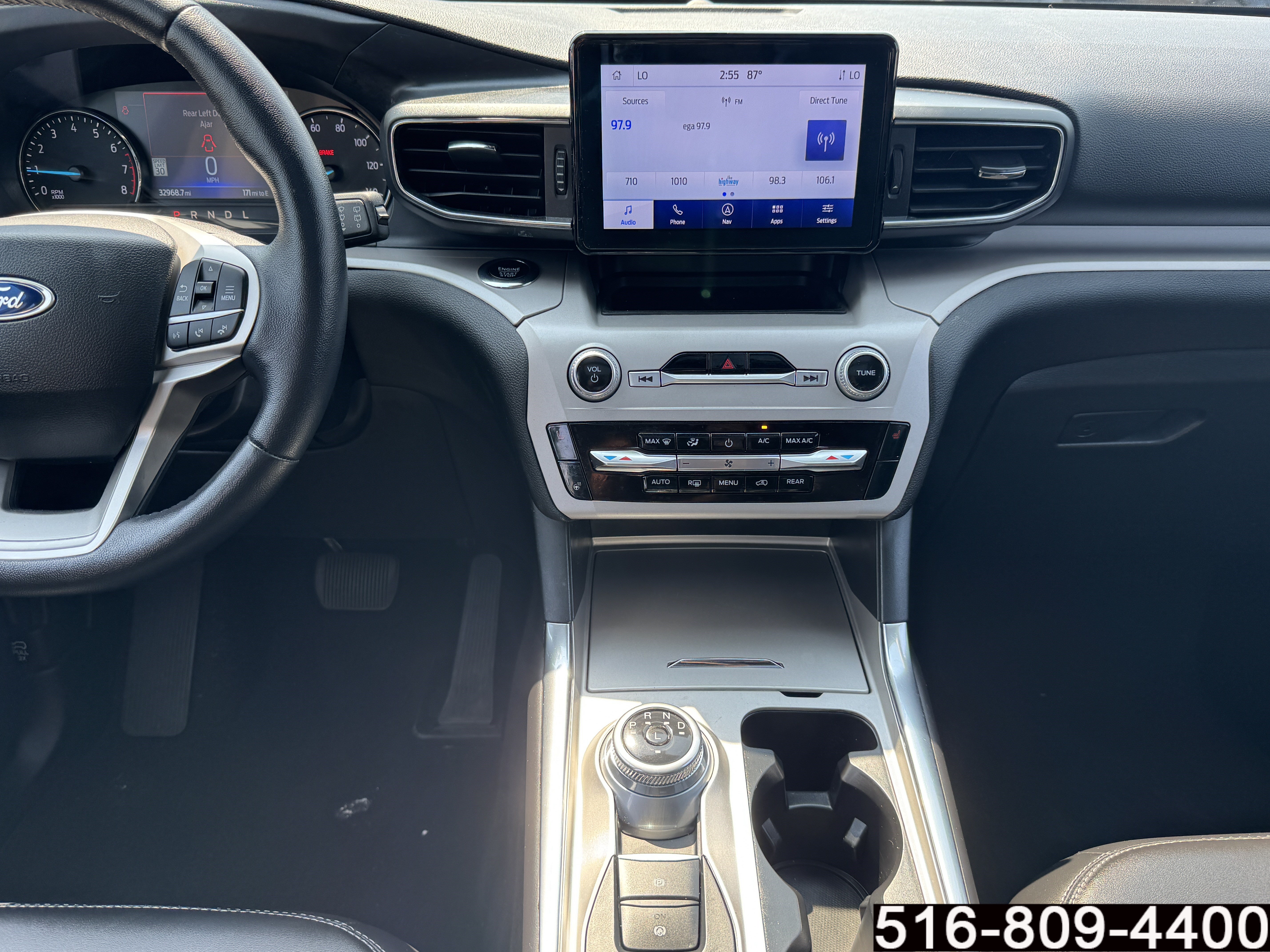 Used 2023 Ford Explorer XLT w/ Equipment Group 202A AWD/4WD image 18
