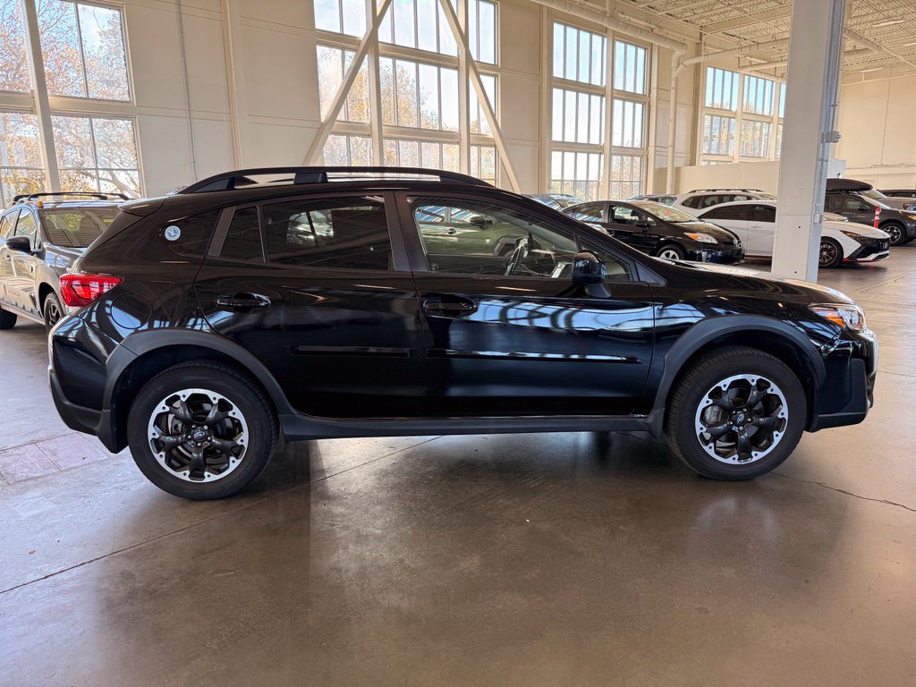 Used 2021 Subaru Crosstrek 2.0i Premium w/ Moonroof Package AWD/4WD image 2