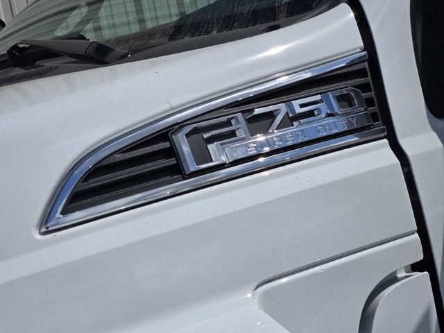 New 2027 Ford F750 2WD Regular Cab Super Duty image 9