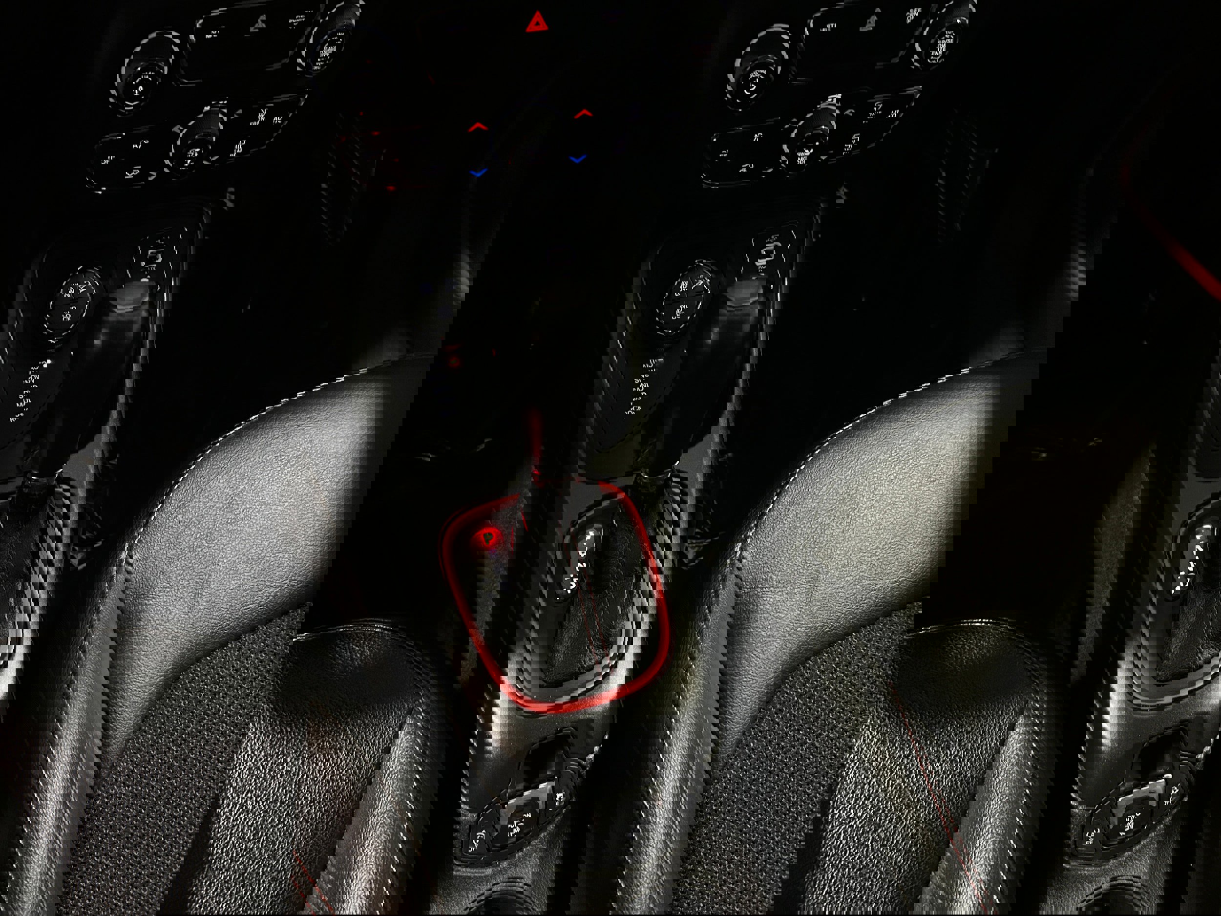 Used 2020 Jeep Compass Trailhawk image 12