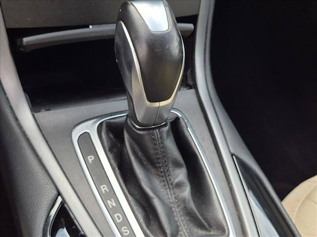 Used 2015 Ford Edge SE FWD image 11