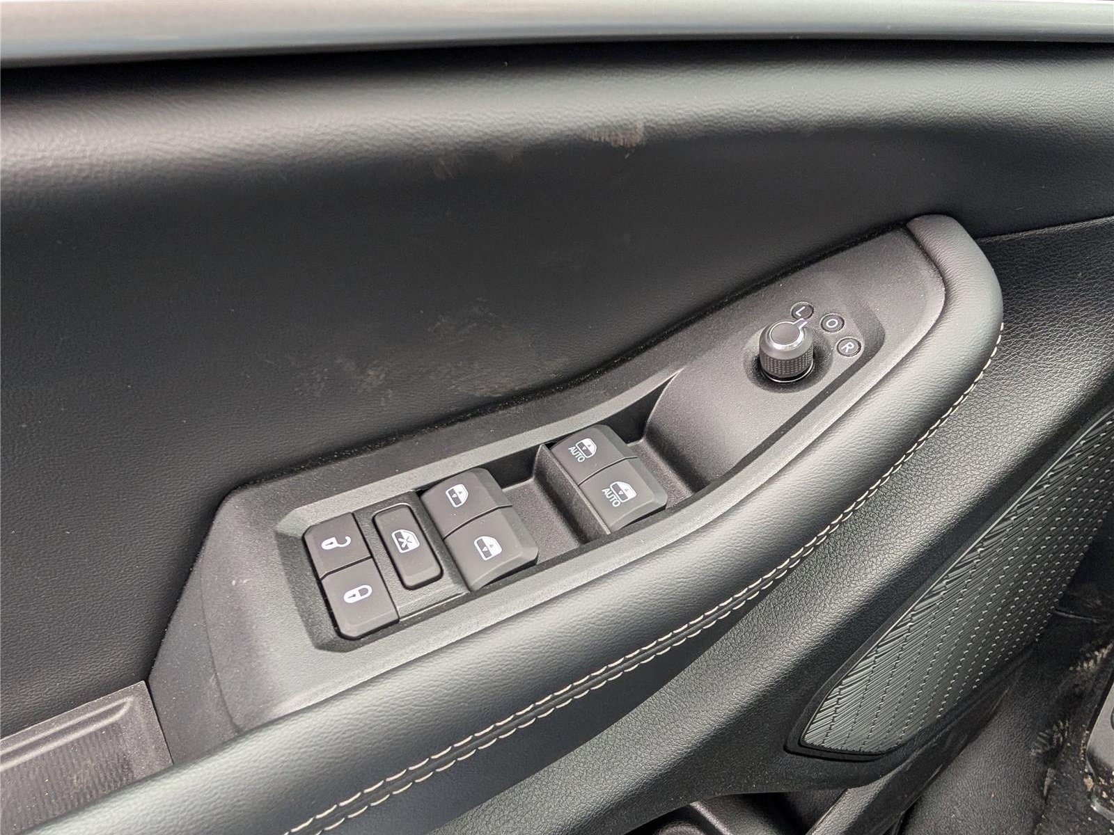 New 2026 Jeep Grand Cherokee Altitude AWD/4WD image 14