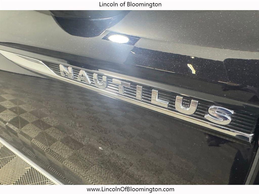 Certified 2023 Lincoln Nautilus Reserve w/ Equipment Group 201A image 15