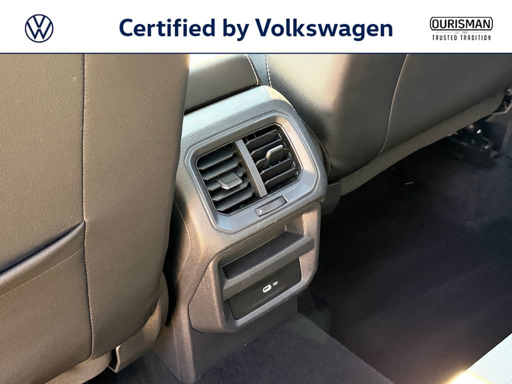 Certified 2023 Volkswagen Taos SEL AWD/4WD image 24