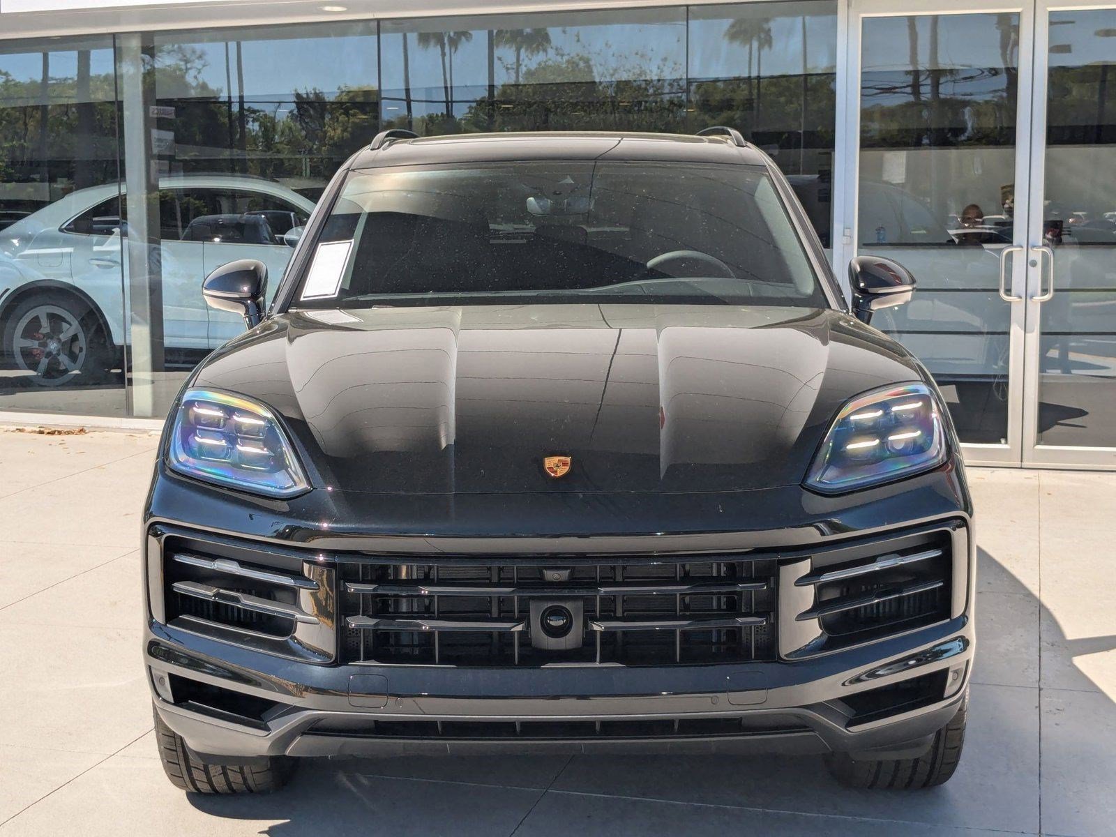 Certified 2025 Porsche Cayenne image 6