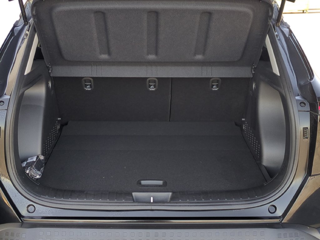 Used 2025 Hyundai Kona SEL FWD image 12