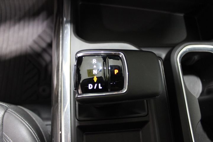 Used 2025 Chevrolet Silverado 1500 LTZ image 56