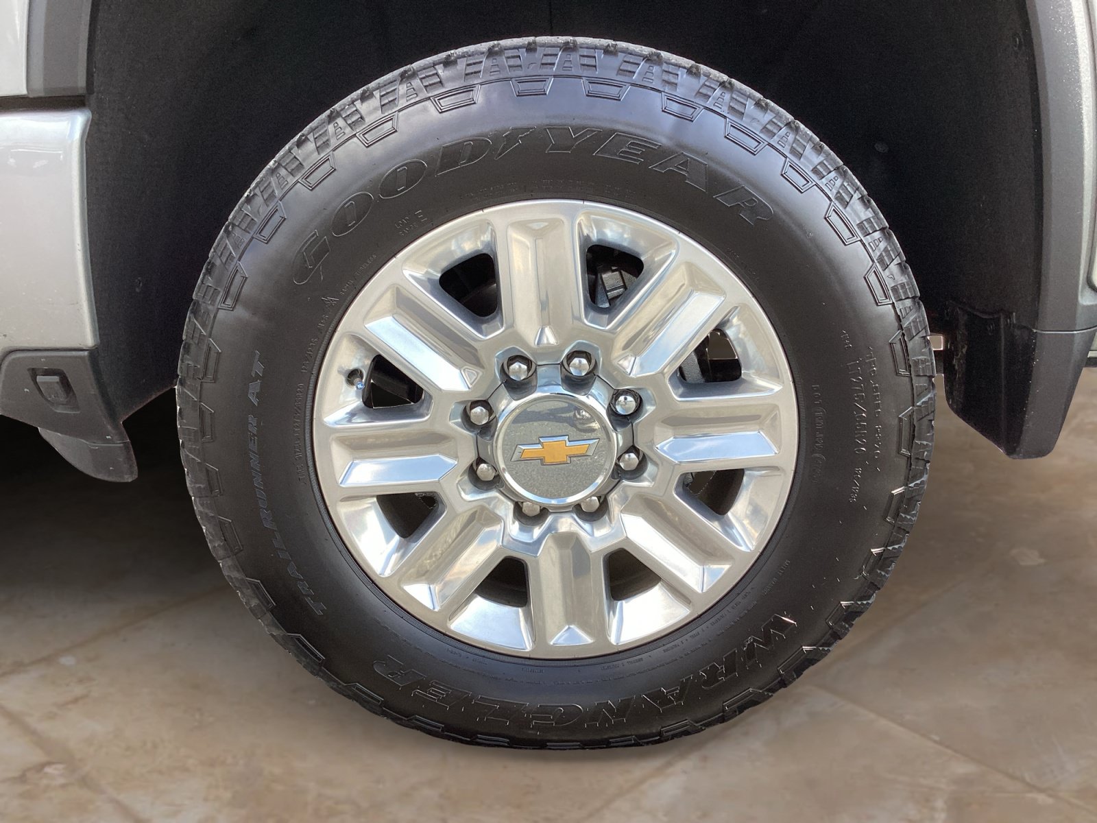 Used 2024 Chevrolet Silverado 3500 High Country w/ High Country Premium Package AWD/4WD image 38