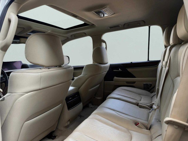 Used 2019 Lexus LX 570 4WD image 24
