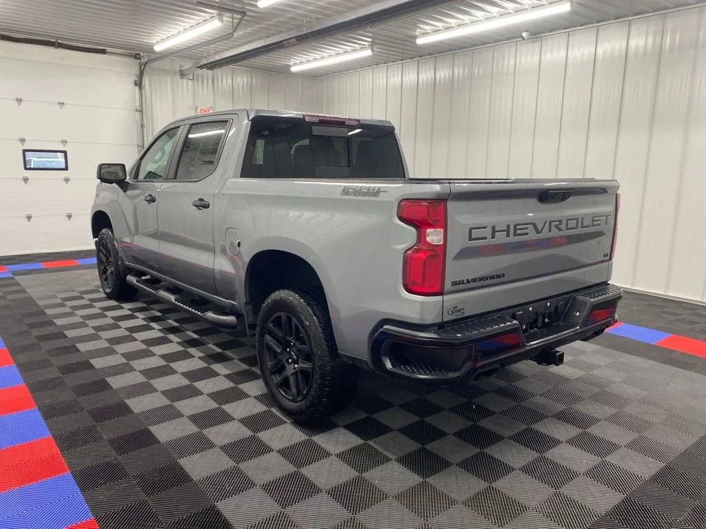 Used 2025 Chevrolet Silverado 1500 LT Trail Boss w/ LT Trail Boss Premium Package image 6