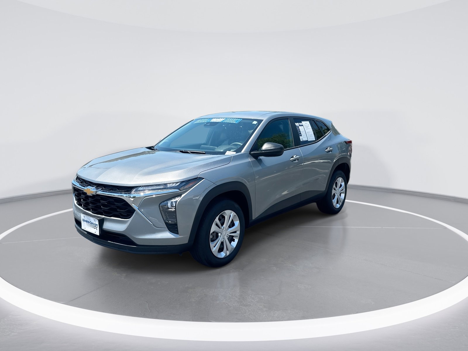 Used 2024 Chevrolet Trax LS w/ Driver Confidence Package FWD image 5