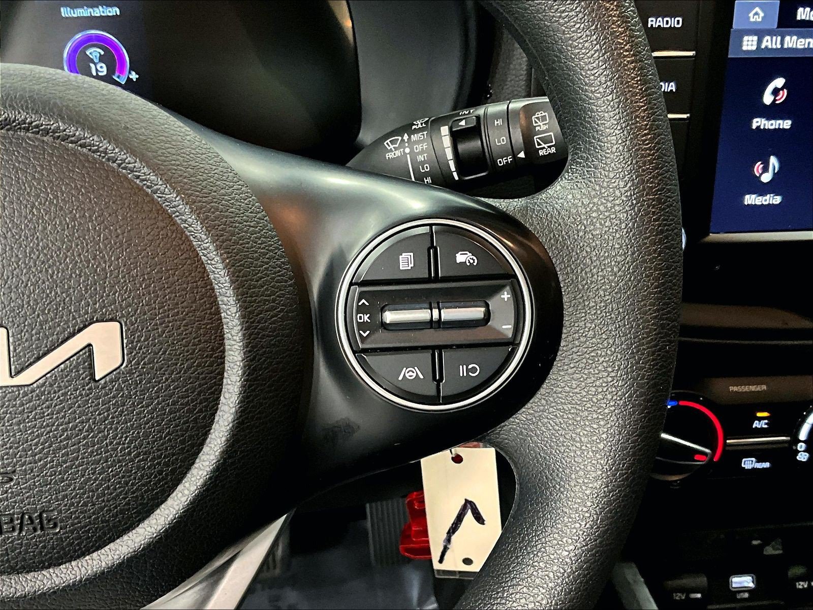 Used 2024 Kia Soul LX FWD image 12