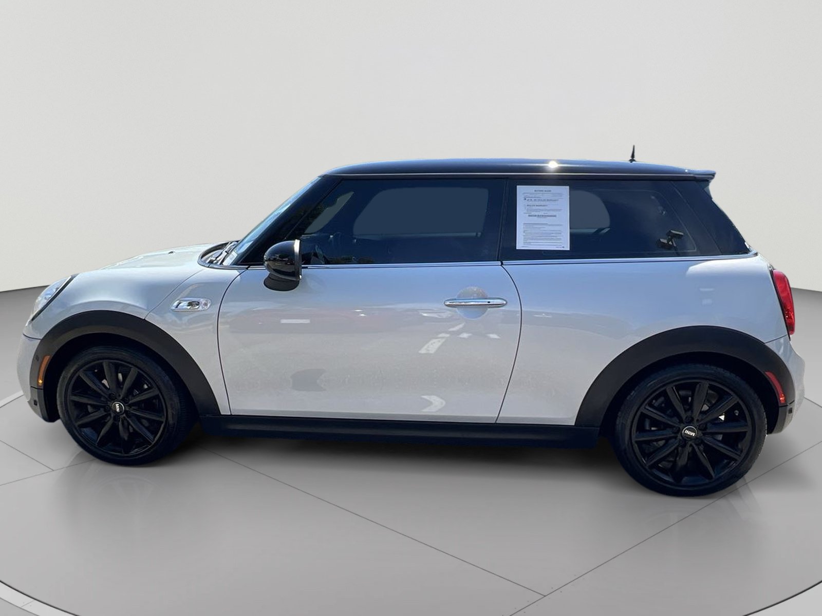 Used 2019 MINI Cooper S w/ Driver Assistance Package FWD image 2