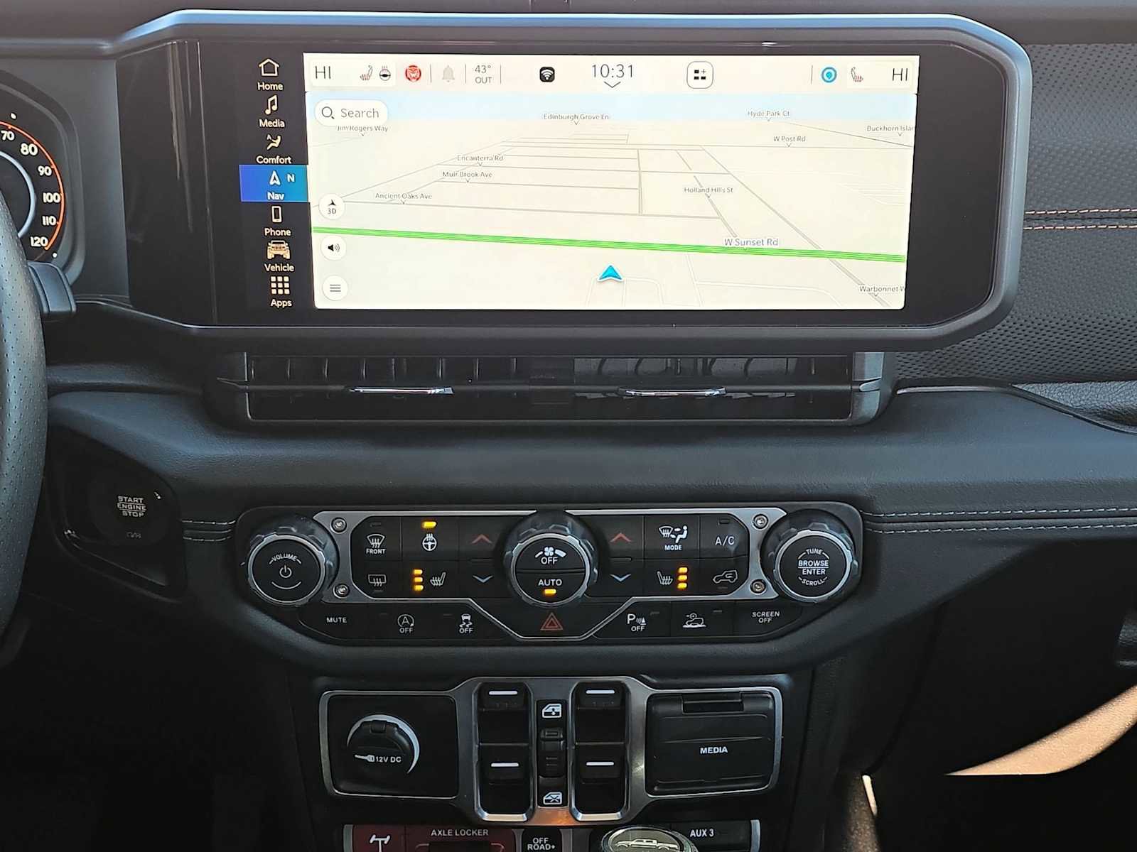 Certified 2024 Jeep Gladiator Mojave w/ Technology Group image 18