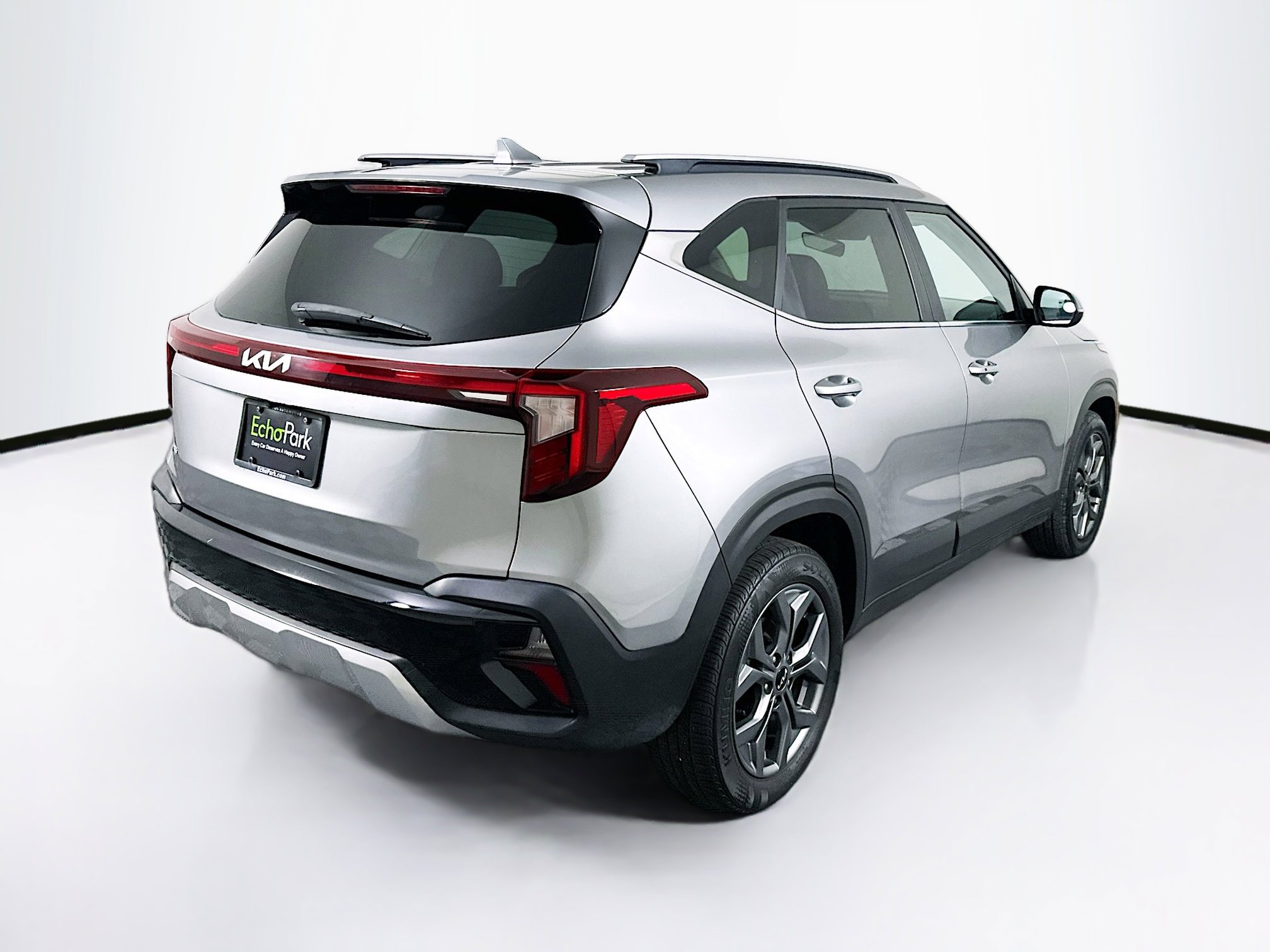 Used 2024 Kia Seltos S image 9