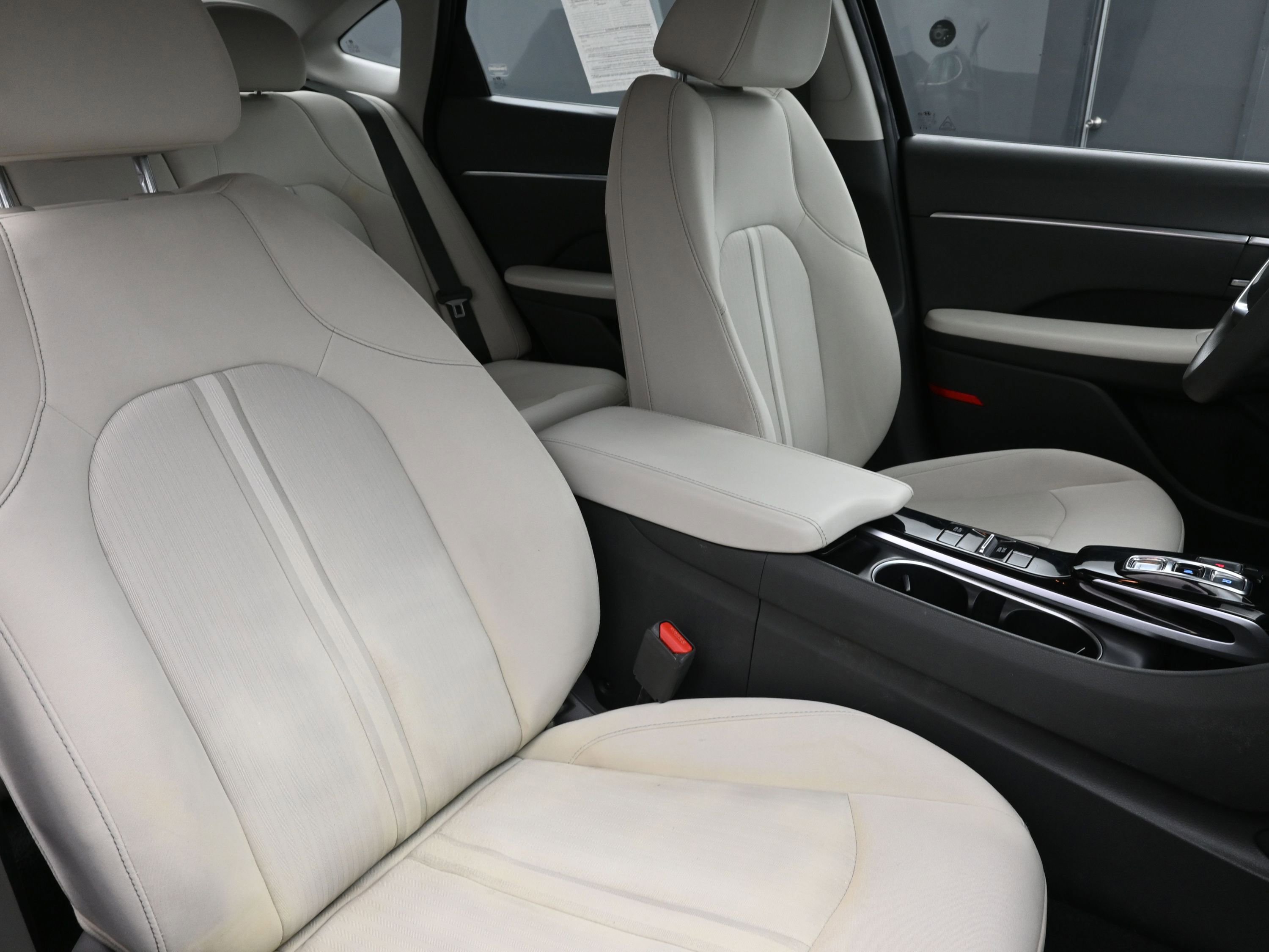 Used 2022 Hyundai Sonata SEL w/ Preferred Accessory Package image 28