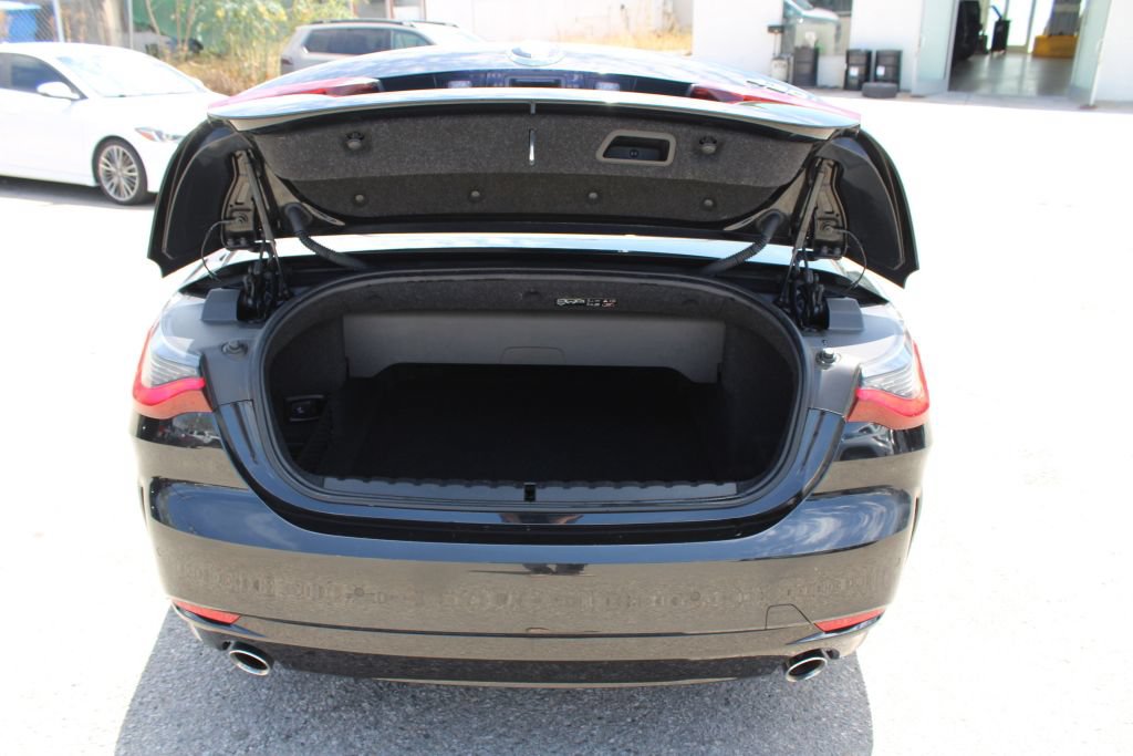 Used 2024 BMW 430i Convertible RWD image 10