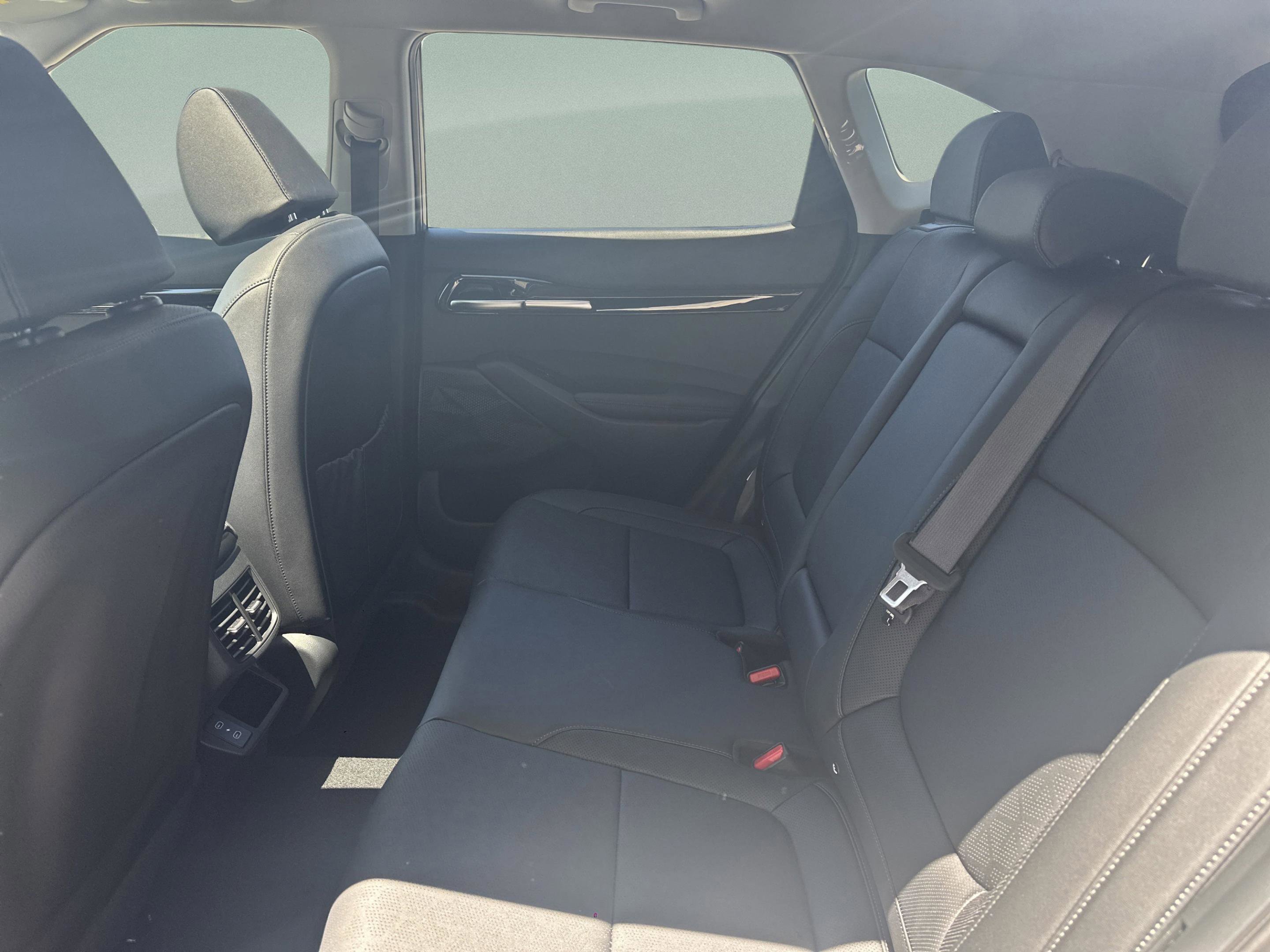 Used 2025 Kia Seltos EX w/ EX Sunroof Package image 30