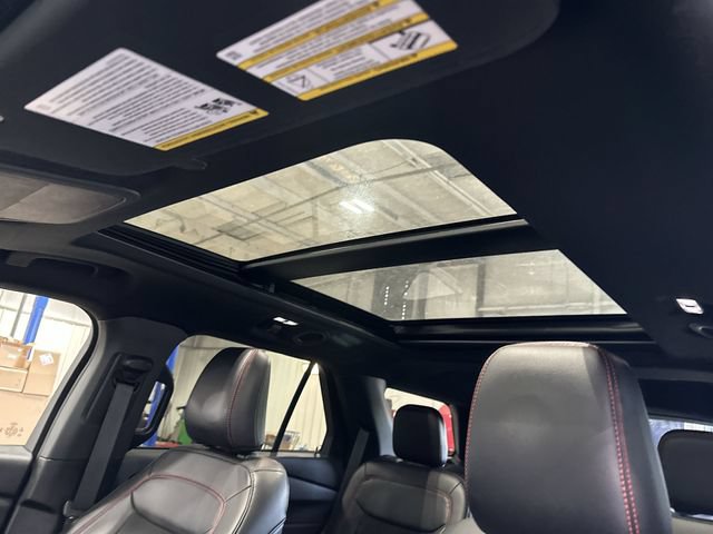 Used 2023 Ford Explorer ST-Line w/ Class IV Trailer Tow Package AWD/4WD image 20