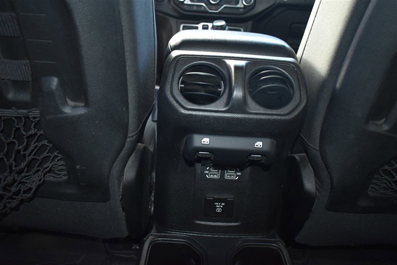 Used 2021 Jeep Wrangler Unlimited Rubicon image 27