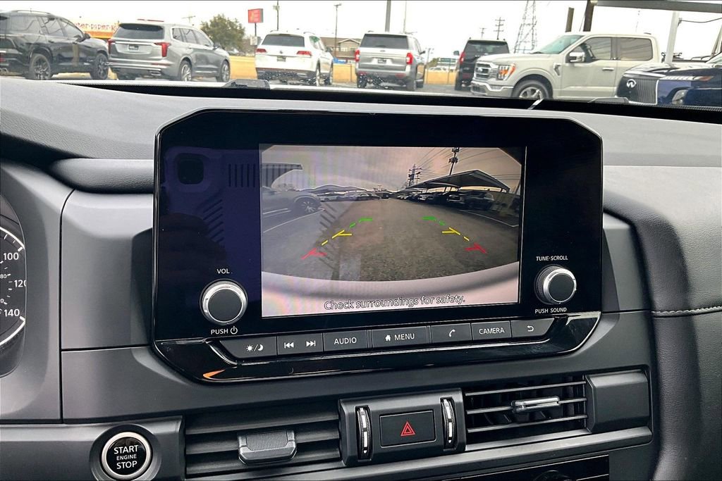 Used 2024 Nissan Pathfinder S image 30