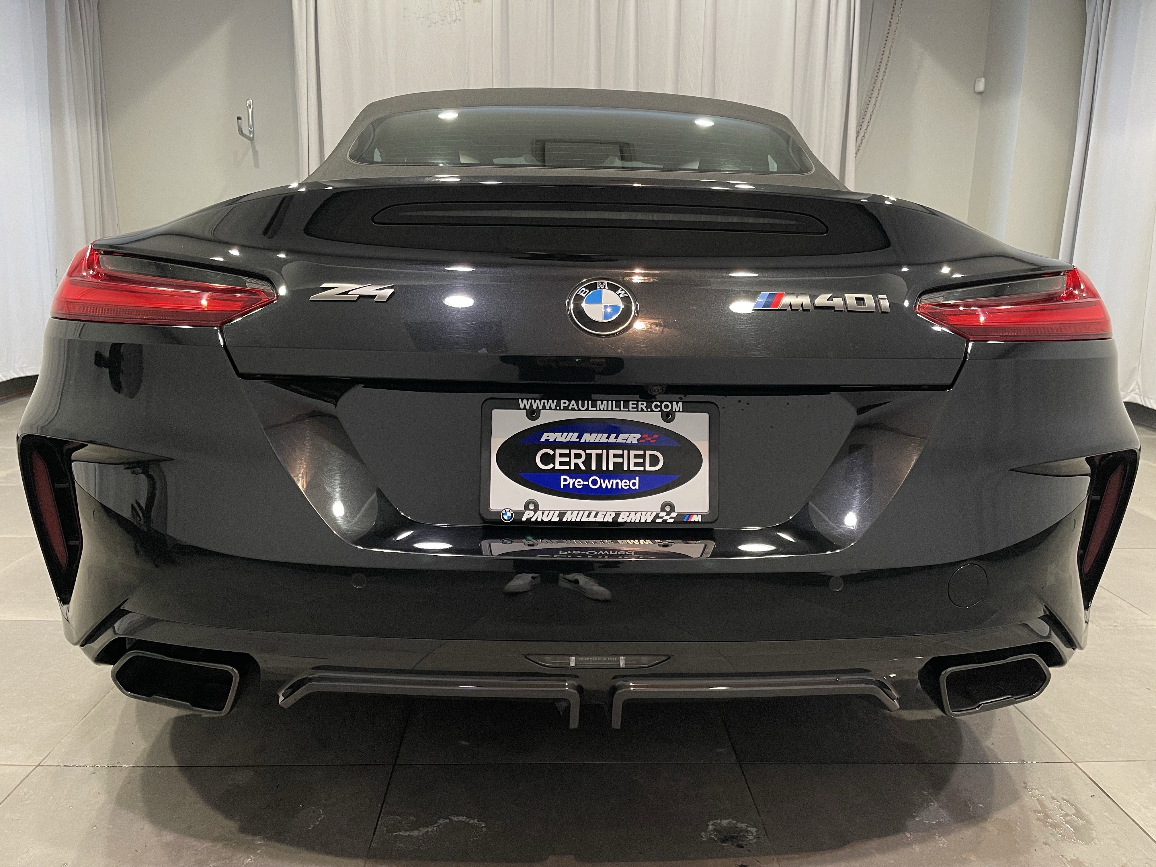 Used 2025 BMW Z4 M40i w/ Premium Package image 5