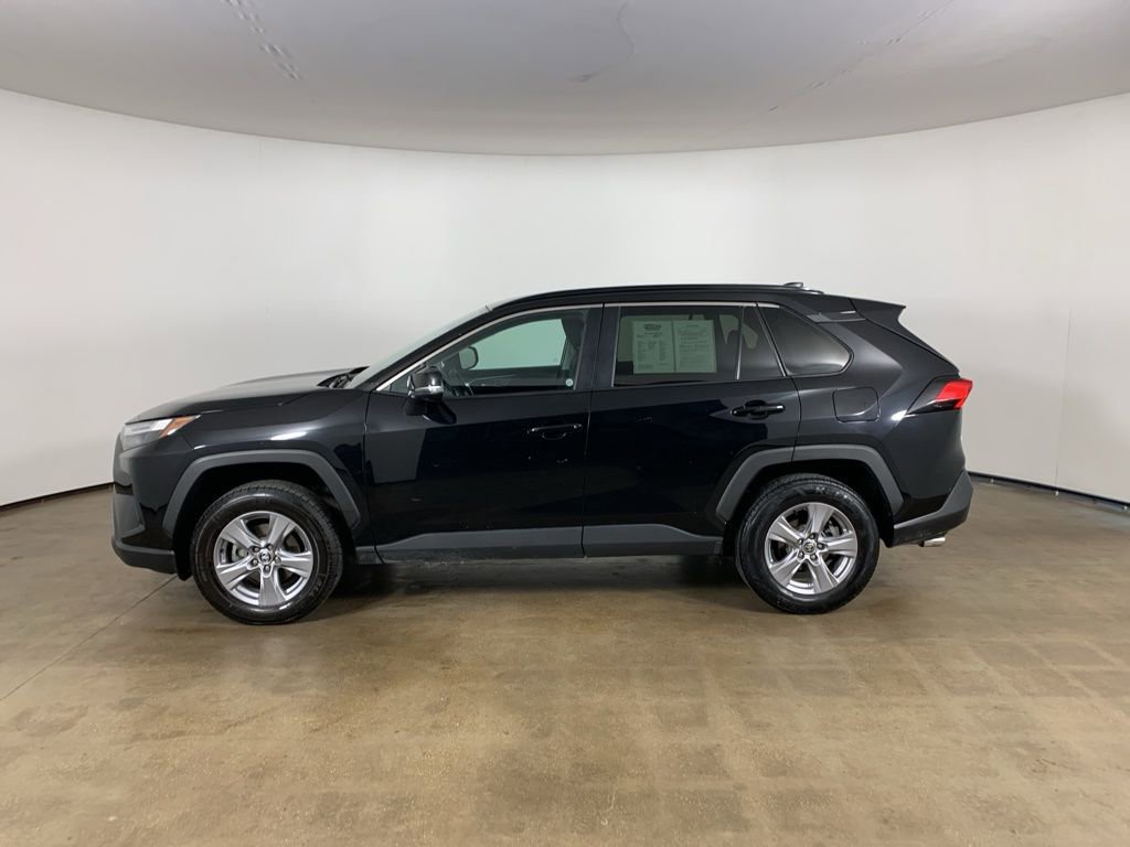 Used 2022 Toyota RAV4 XLE image 15