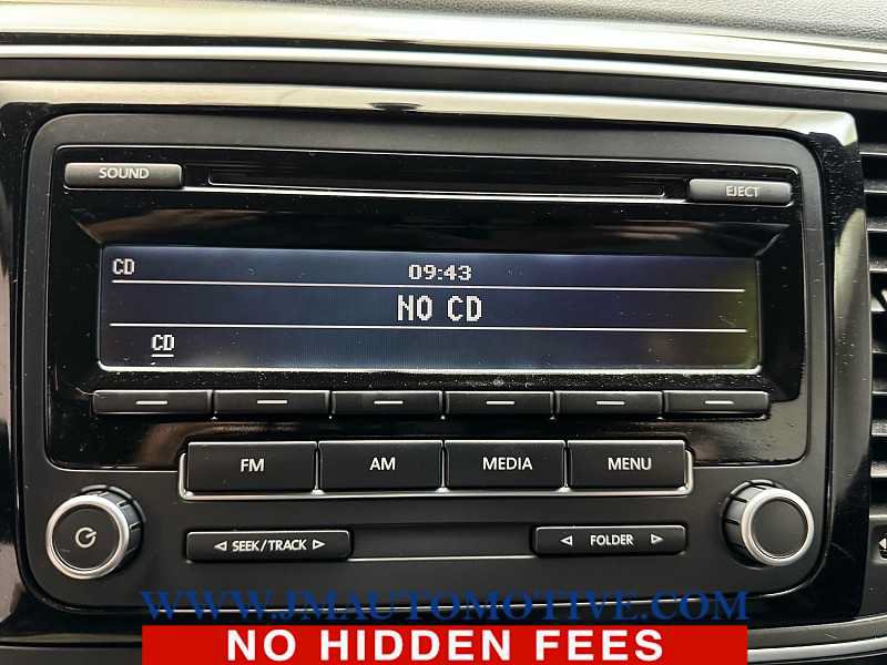 Used 2012 Volkswagen Beetle 2.5 FWD image 21