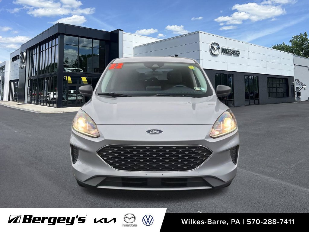 Used 2022 Ford Escape SE w/ Convenience Package FWD image 12