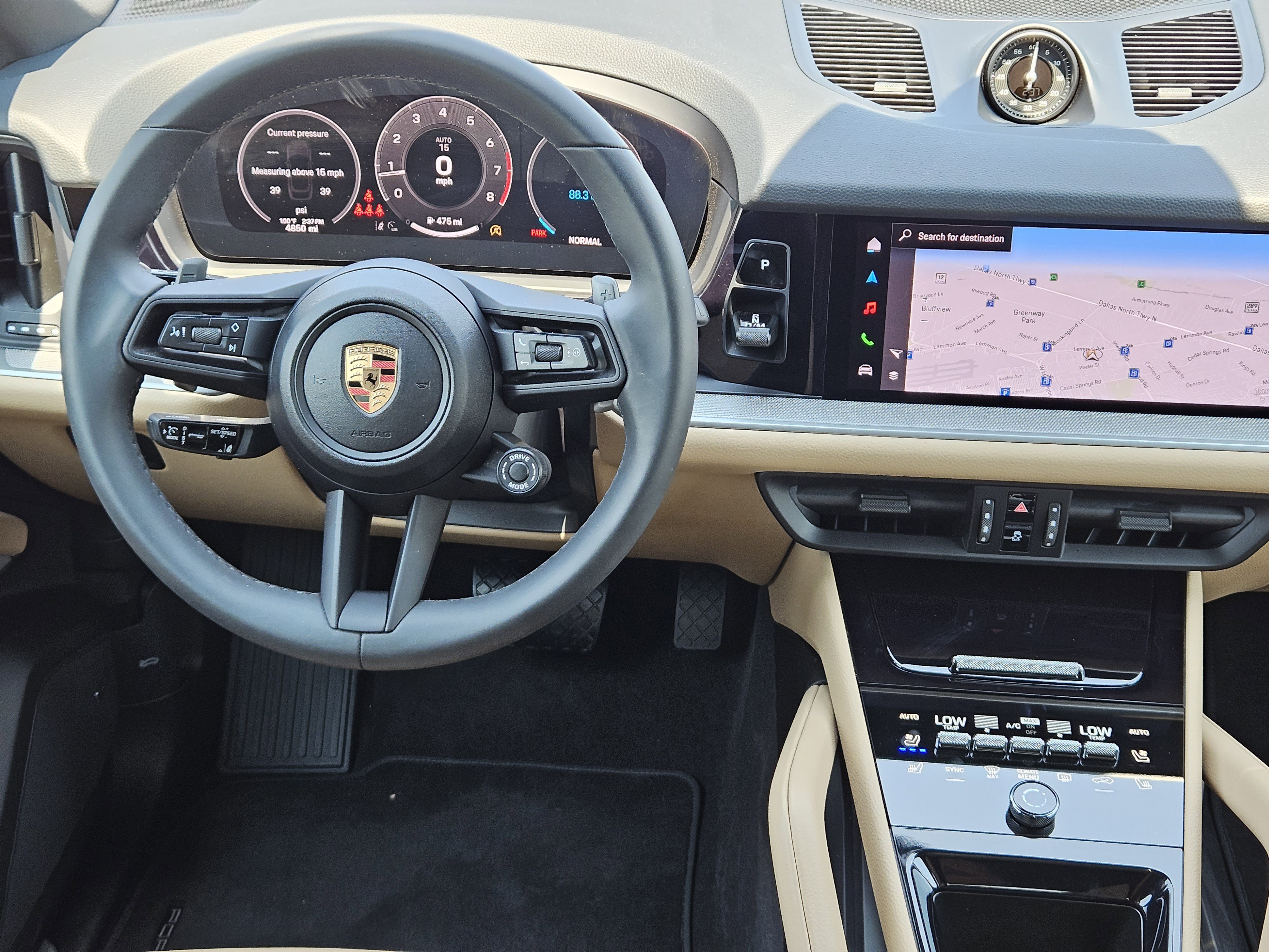 Certified 2025 Porsche Cayenne Coupe image 34