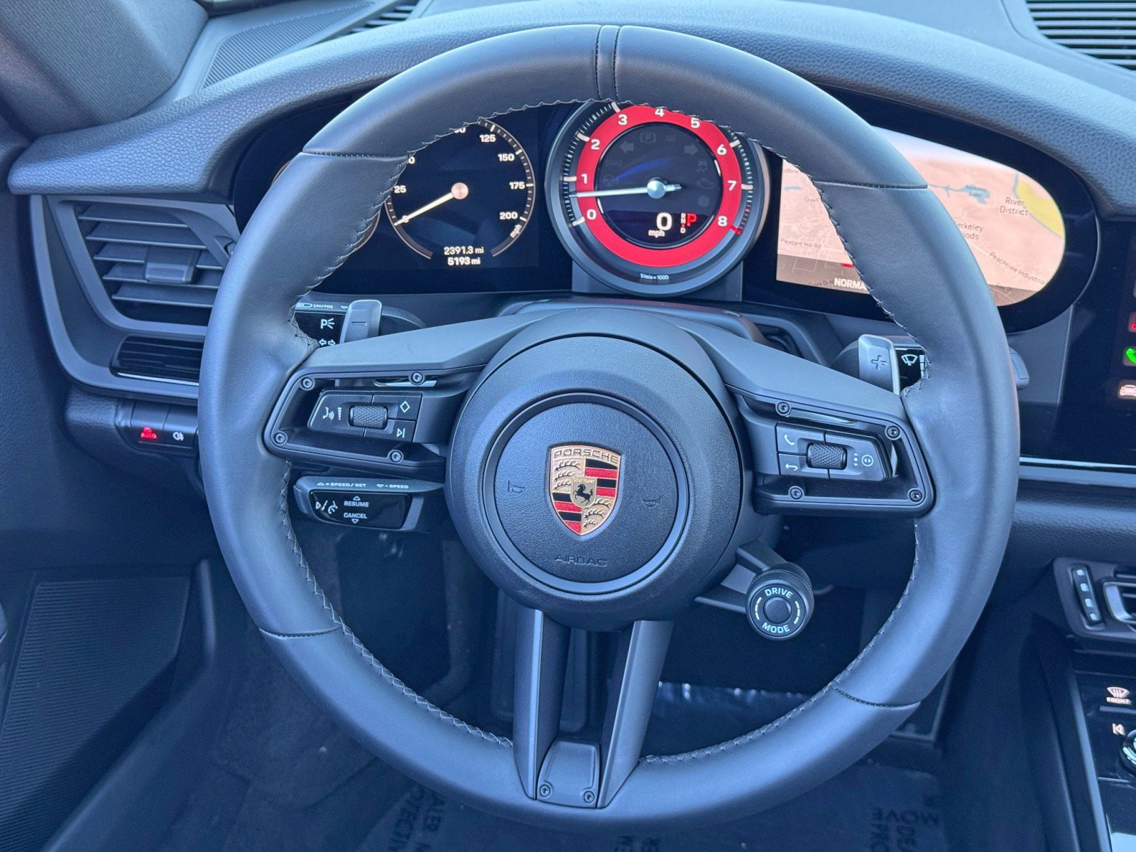Used 2024 Porsche 911 Carrera T RWD image 19