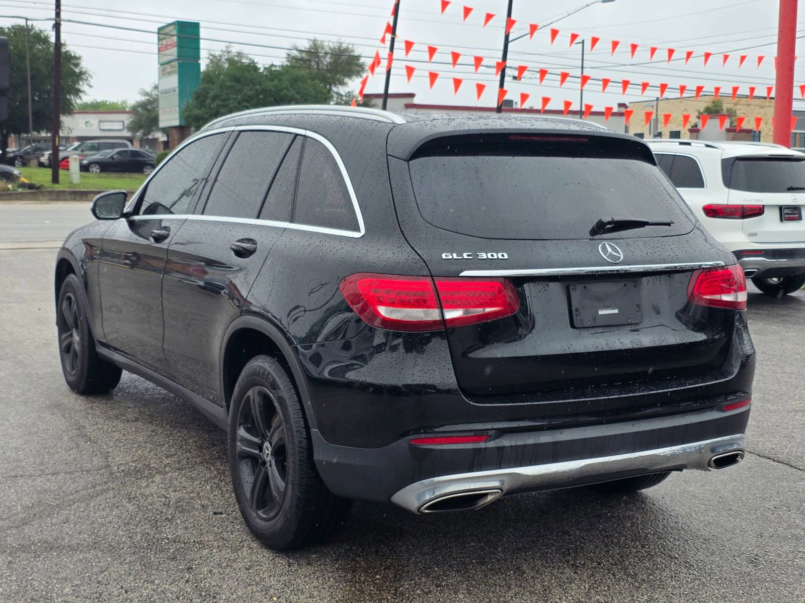 Used 2018 Mercedes-Benz GLC 300 image 5