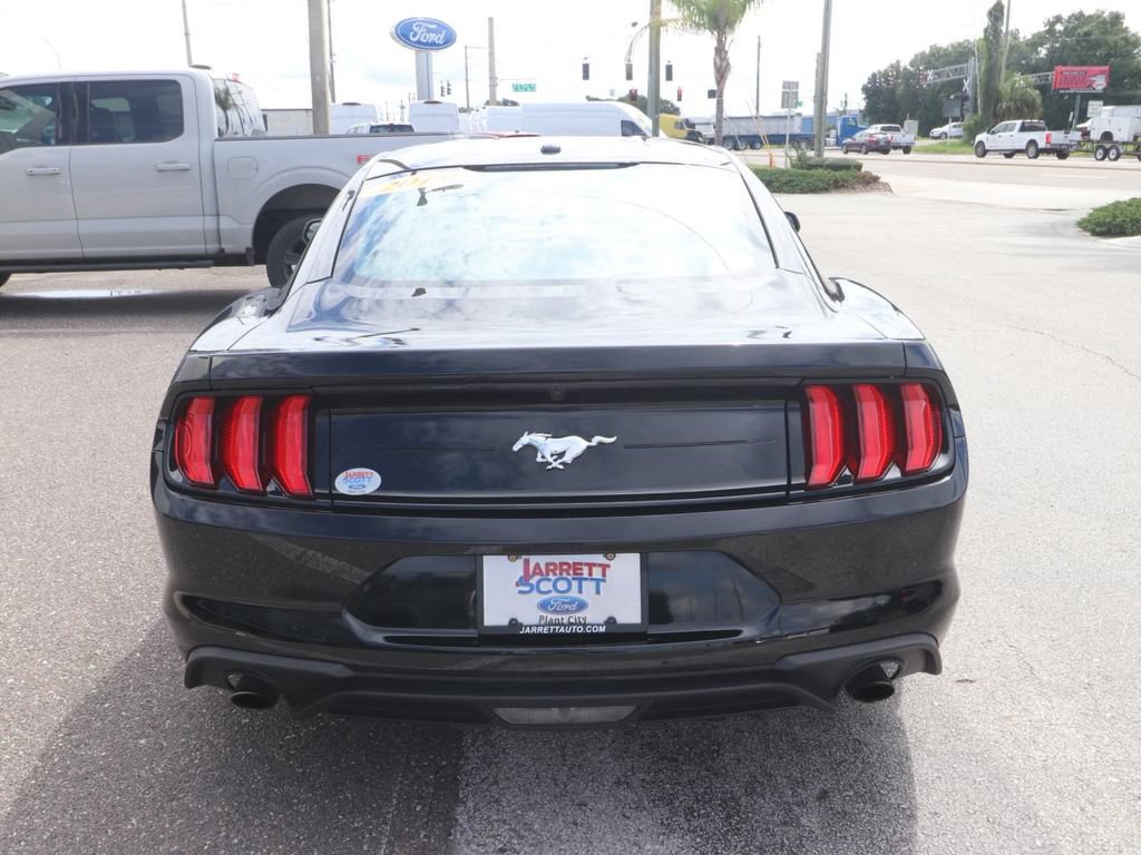 Used 2019 Ford Mustang Coupe RWD image 10