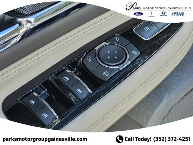 New 2024 Lincoln Corsair Grand Touring w/ Equipment Group 302A AWD/4WD image 17