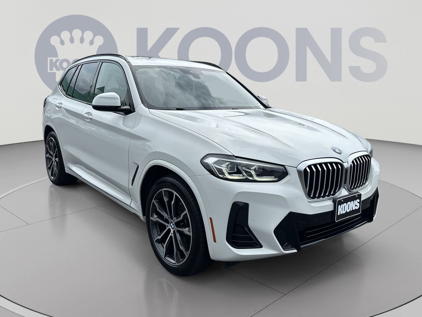 Used 2022 BMW X3 xDrive30i w/ M Sport Package 2 AWD/4WD image 2