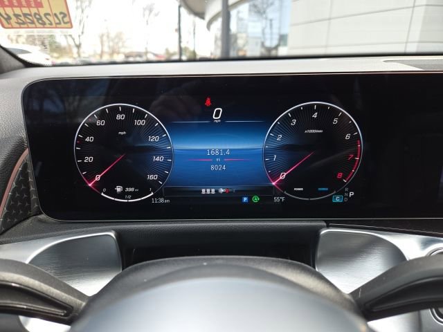 Certified 2025 Mercedes-Benz GLB 250 4MATIC image 10