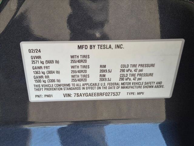 Used 2024 Tesla Model Y Long Range AWD/4WD image 26