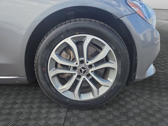 Used 2018 Mercedes-Benz C 300 4MATIC Sedan w/ Premium Package image 39
