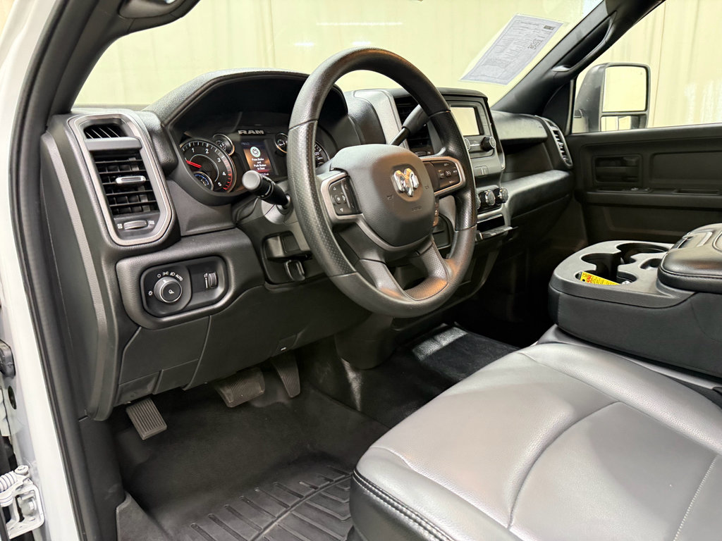 Used 2024 RAM 2500 Tradesman AWD/4WD image 28