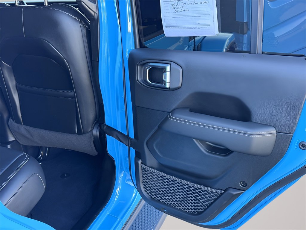 Used 2021 Jeep Wrangler Unlimited Sahara image 32