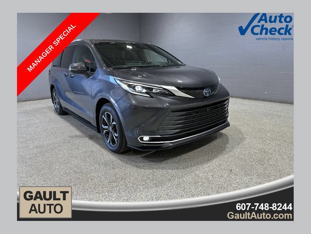 Used 2025 Toyota Sienna Platinum