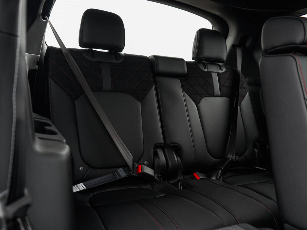 New 2026 Honda Pilot Black Edition image 12