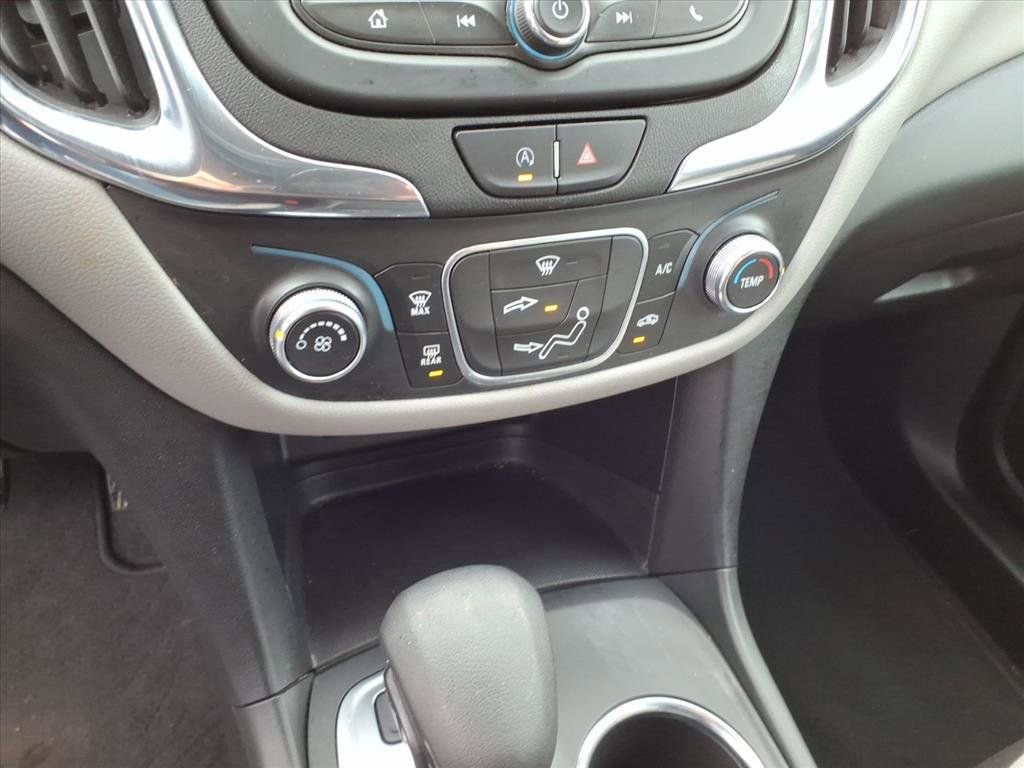 Used 2022 Chevrolet Equinox LT image 32