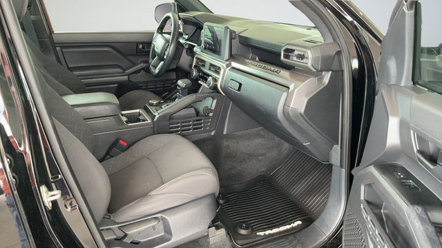 Used 2024 Toyota Tacoma SR5 AWD/4WD image 24