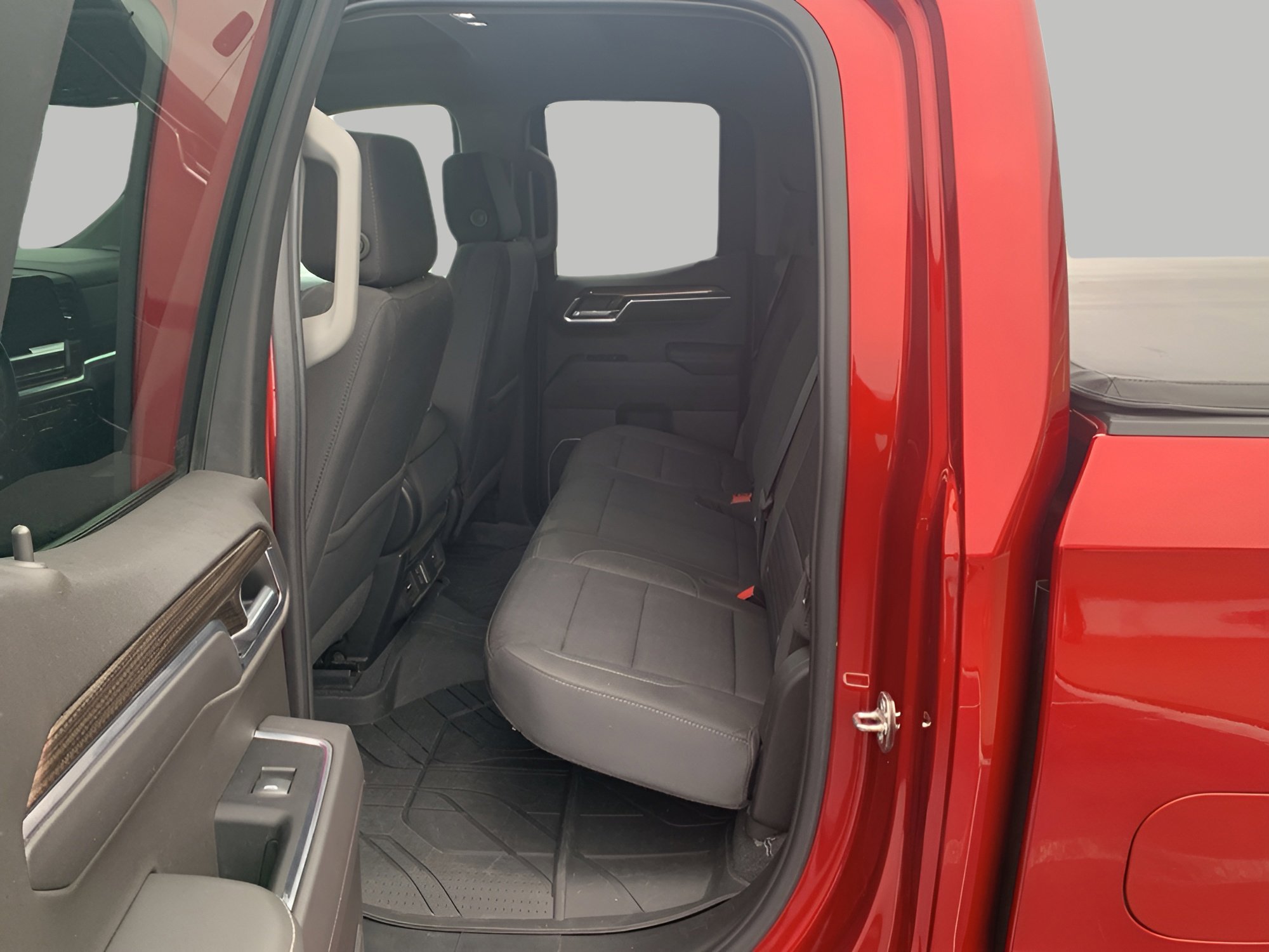 Used 2022 Chevrolet Silverado 1500 LT image 10