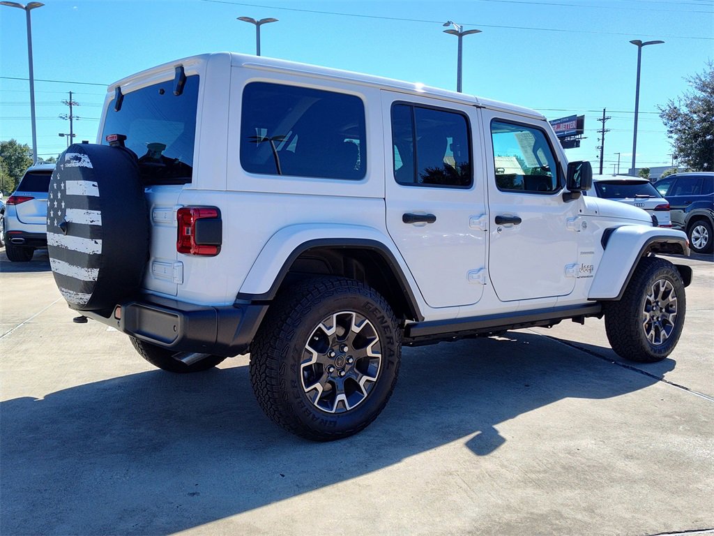 Used 2024 Jeep Wrangler Sahara w/ Technology Group image 9