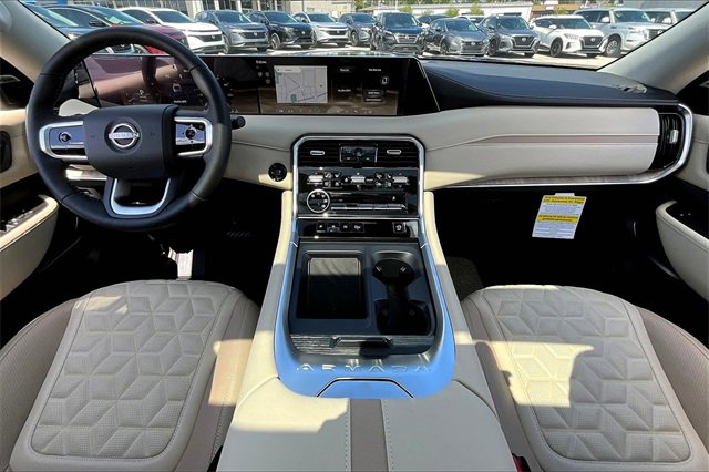 New 2025 Nissan Armada Platinum image 5