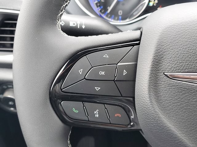 New 2026 Chrysler Pacifica Limited w/ S Appearance Package AWD/4WD image 23