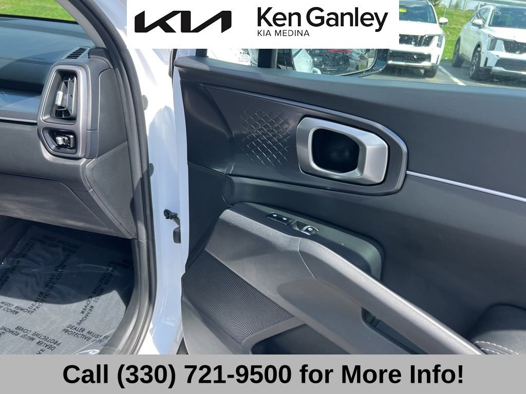 Certified 2023 Kia Sorento S w/ Panoramic Sunroof Package FWD image 59