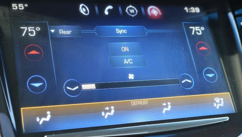 Used 2015 Cadillac Escalade ESV Premium image 16